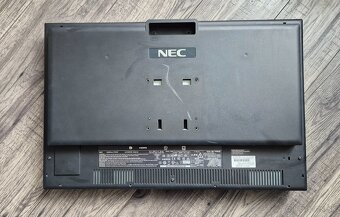 Monitor 24" NEC Multisync P242W - 3
