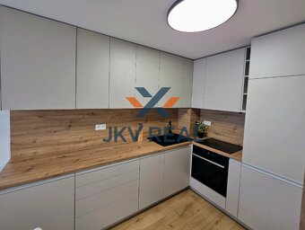 Novostavba 2 izbovy klimatizovaný byt az 2 park. mies - 3