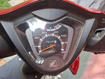 Honda Vision 110 - 3