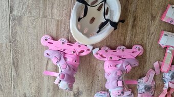 Predam set detske korcule  EU 26-29 - 3