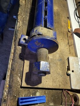 Predám hoblovaci valec - 3