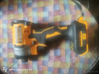 Aku razovy uťahovak Dewalt - 3