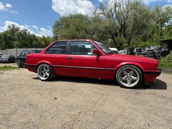 BMW e30 V8 - 3
