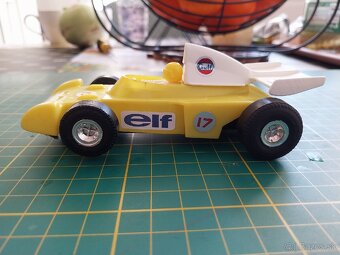 Predám ites tyrrell žltý - 3