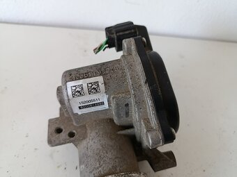 skrtiaca klapka clio 3 8200614985 50€ - 3