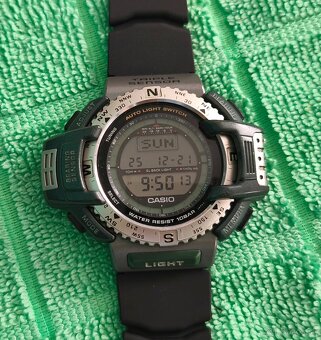 CASIO PROTREK PRT-40 -2 - 3