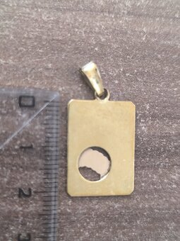 Zlatý prívesok. - 3