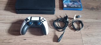 Ps4 slim s hrou - 3