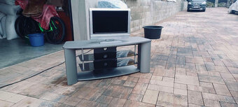TELEVIZOR - 3