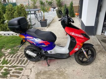 Honda X8R - 3