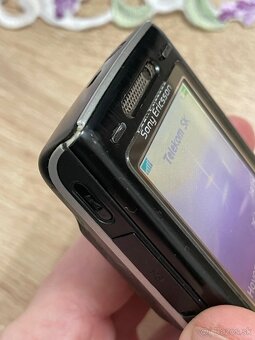 Sony Ericsson K800i č.1 - 3