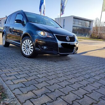 Volkswagen Touran 2.0TDI -Cross - 3