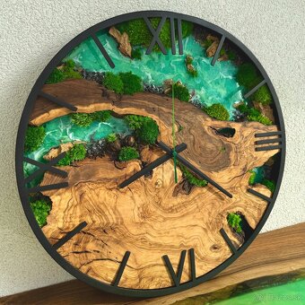 Machove hodiny 50cm drevene hodiny s epoxidom a machom - 3