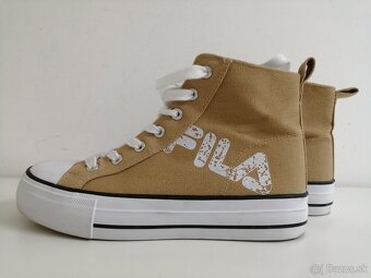 FILA 37 - 3