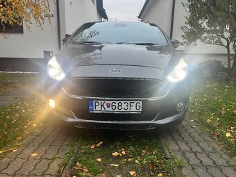 Predám Ford S-MAX ST-Line, 135000 km - 3