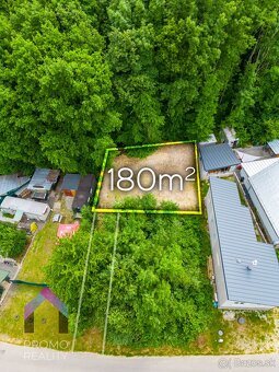 Krásny pozemok len minútu od Domaše - 3