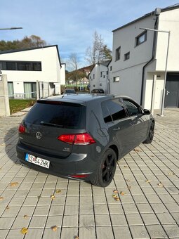 VW Golf 7 Hatchback - 3