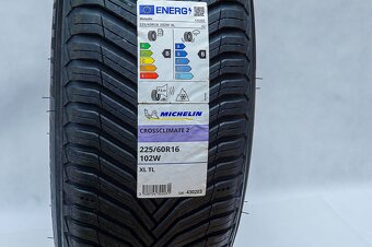 Celoročné, nové, Michelin  225/60 R16 + originál Audi disky - 3