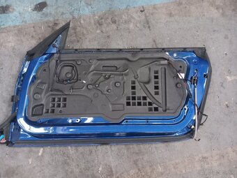 Predné práve dvere BMW E93/E92 - 3