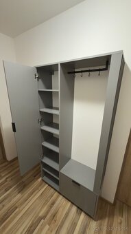 Predsieňová skriňa - 3