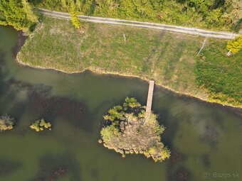 Pozemok na brehu jazera - 3