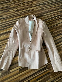 Dámske oblečenie - 3