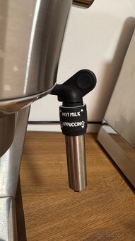 Pákový kávovar a mlynček Delonghi s príslušenstvom - 3