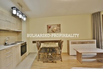 Bulharsko-Redenka Razlob Bánsko, 2kk - 3