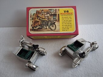 MATCHBOX Y-8 - 3