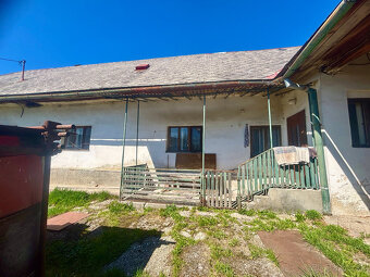 EXKLUZÍVNE RODINNÝ DOM S OBROVSKÝM POZEMKOM, NEVOĽNÉ - 3