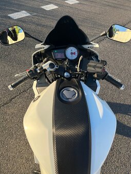 Predám Yamaha yzf r125 - 3