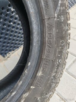 Predám pneu 195/55/15 M+S - 3