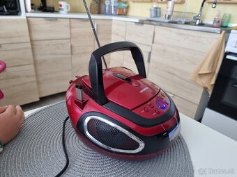 Predáme malé praktické rádio zn. Hyundai CD,USB - 3