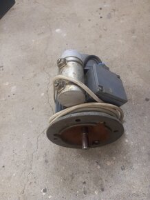 Elektromotor - 3