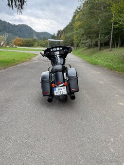 Harley Davidson Street Glide - 3