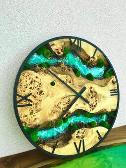 Machove hodiny 60cm ,  Drevene hodiny s machom a epoxidom 60 - 3