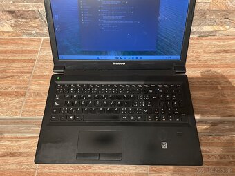 Lenovo B5400 s Intel i5,8gb ram,SSD a 15,6"HD LCD - 3