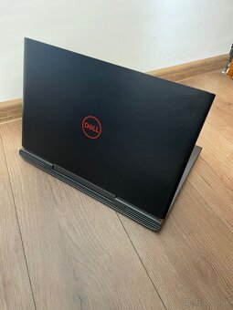 Notebook - Dell Inspiron 15 - 7577 - 3