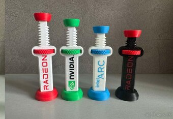 Držiak na grafickú kartu - 3