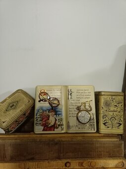 Zbierka plechovíc - 3