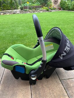 Predam detskú autosedacku/vajicko Casualplay - 3