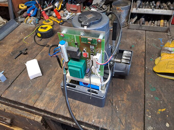 Pohon pre posuvnu bránu do 600kg - 3