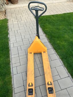 Paletový vozík,nízkozdvižný,nízkoprofilový vozík Junghenrich - 3