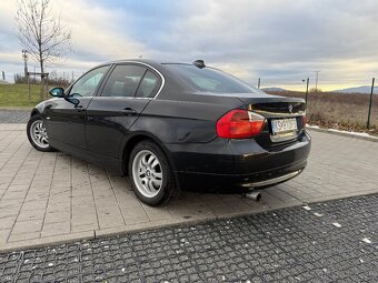 BMW E90 320D - 3