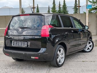 Peugeot 5008 1.6 HDI Average 2014 - LED - Panorama - Manuál - 3