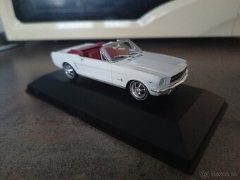 1:43 Ford Mustang Convertible 1964 - 3