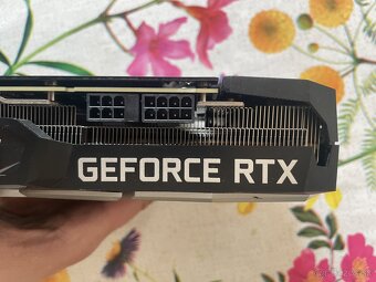 Dual Geforce RTX 2080 Duke 8GB OC - 3