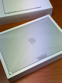 MacBook Air 15 M3 16GB/256GB - nepoužity - 3