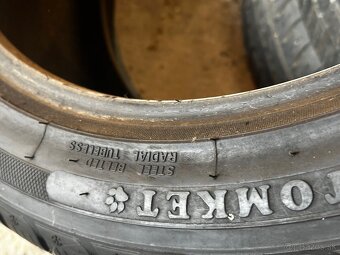 235/45 R18 98V - 3