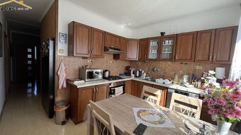 Ponúkame na predaj 4- izbový dvojgeneračný byt s balkónom. - 3